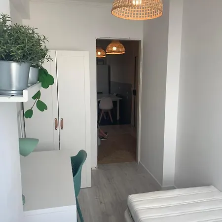 Carcavelos & Nova Sbe Shared Serviced 3 Affittacamere