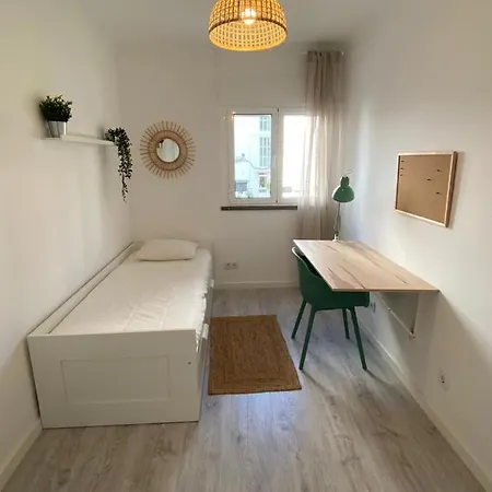 Carcavelos & Nova Sbe Shared Serviced 3 Affittacamere
